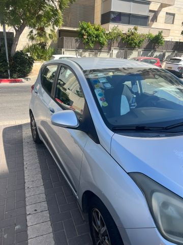 יונדאי i10