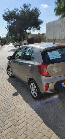 קיה פיקנטו