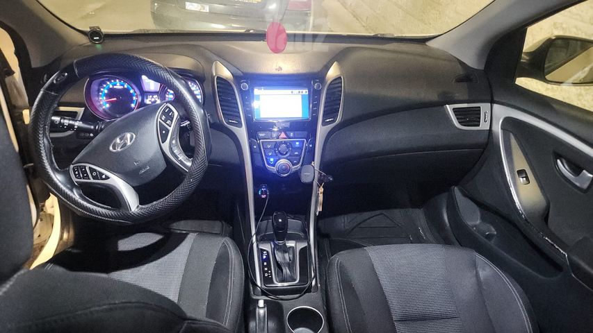 יונדאי i30