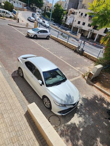 טויוטה קאמרי