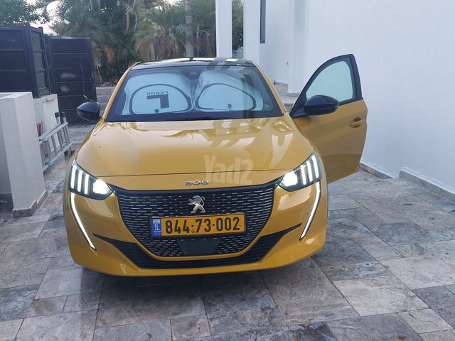 פיג'ו 208