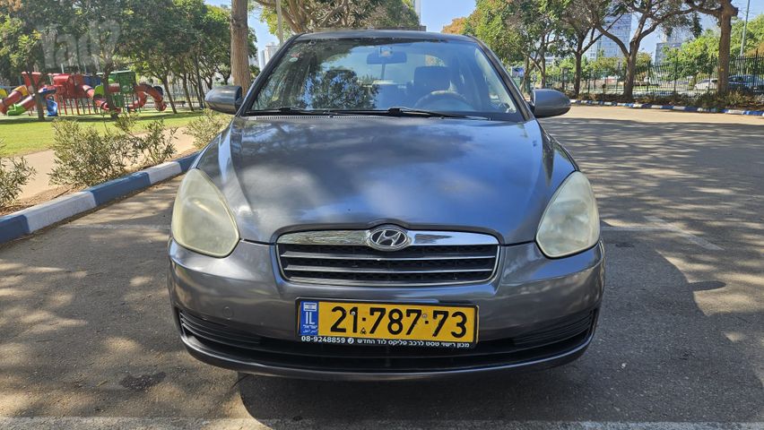 יונדאי אקסנט i25