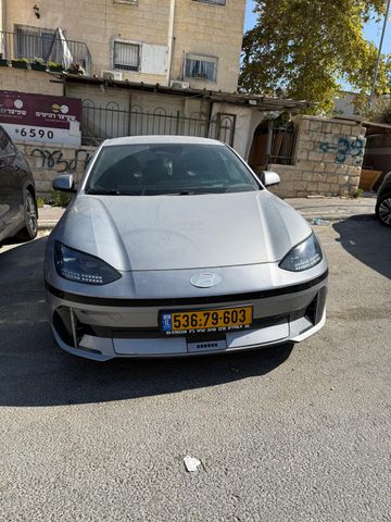 יונדאי איוניק 6