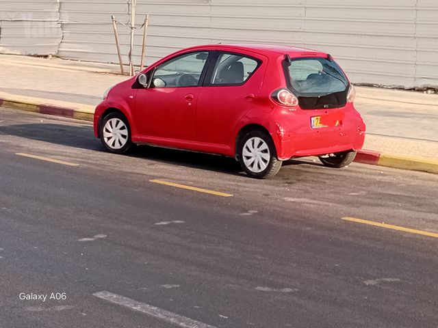 מודעת רכב טויוטה אייגו