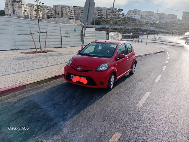 טויוטה אייגו