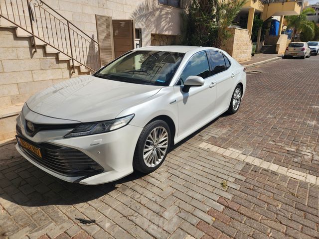 מודעת רכב טויוטה קאמרי