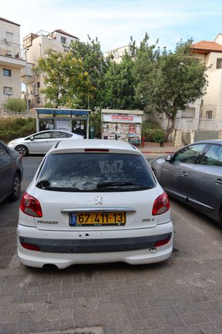 פיג'ו 206