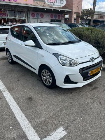 יונדאי i10