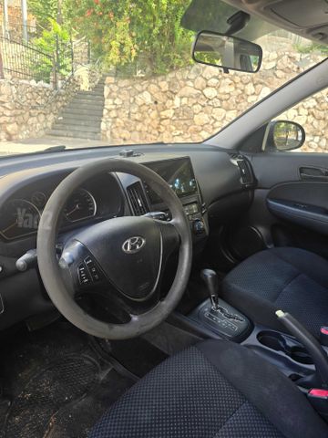 יונדאי i30