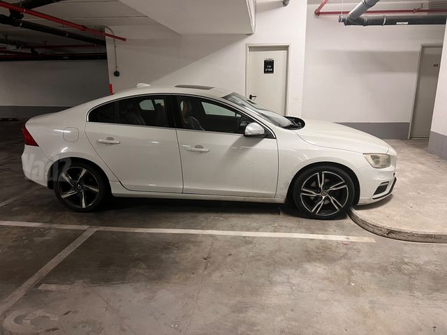 וולוו S60