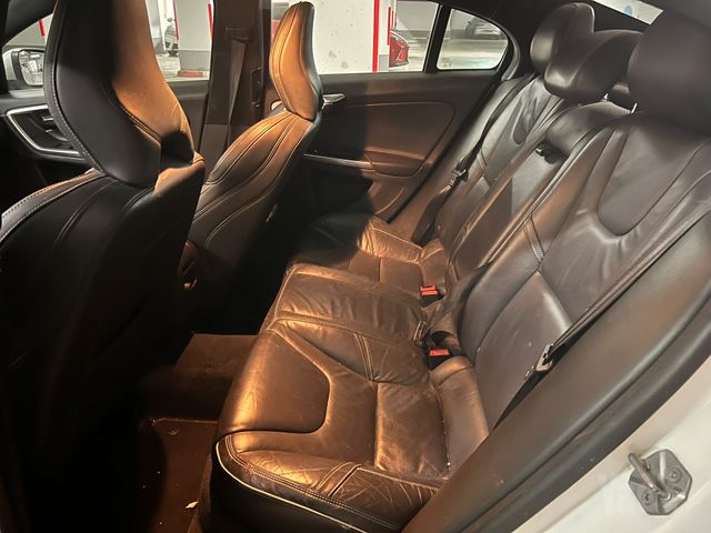 וולוו S60