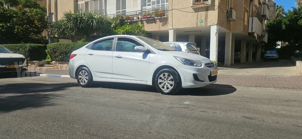 מודעת רכב יונדאי אקסנט i25