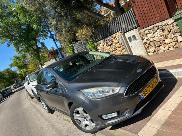 פורד פוקוס
