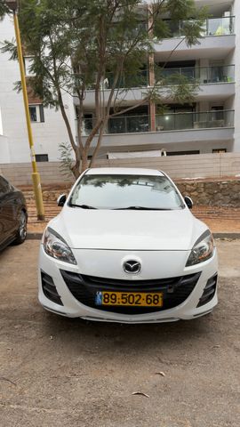 מודעת רכב מאזדה 3