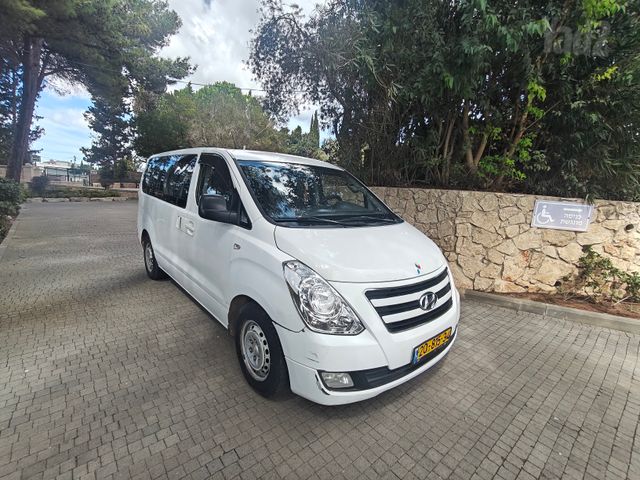 יונדאי H-1 / i800