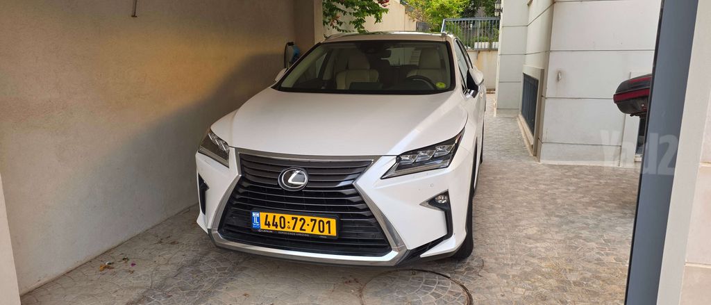 לקסוס RX