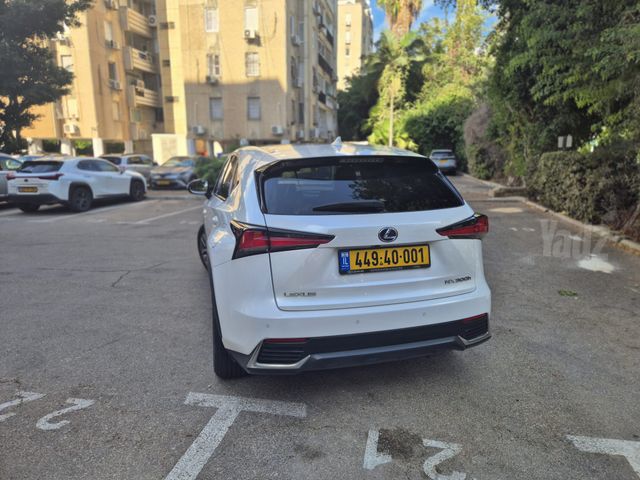 לקסוס NX