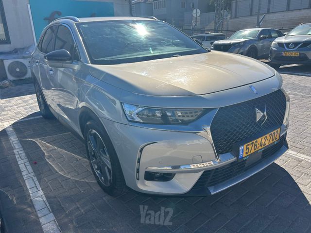 מודעת רכב די.אס 7