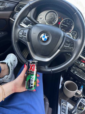 ב מ וו X4