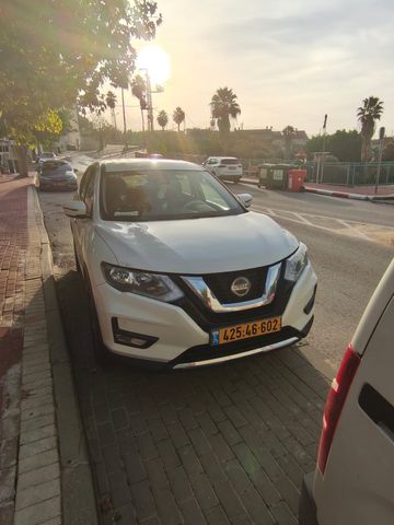 ניסאן אקס טרייל