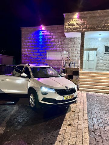 מודעת רכב סקודה קארוק