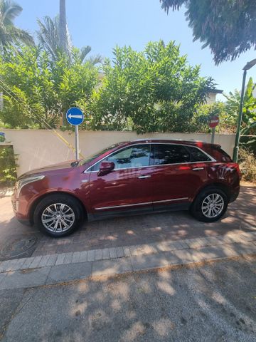 קאדילק XT5