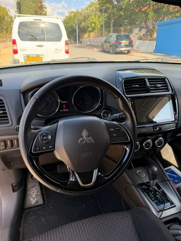 מיצובישי ASX