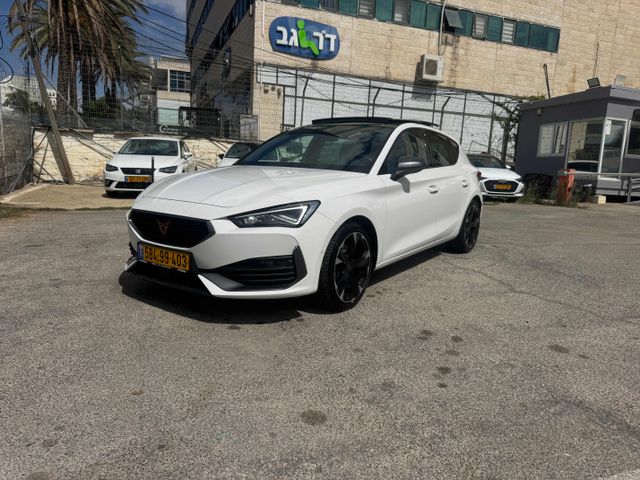 קופרה לאון