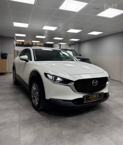 מאזדה CX-30