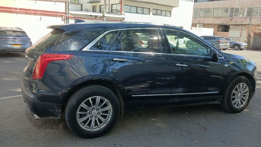 קאדילק XT5