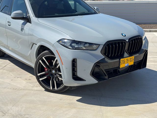 ב מ וו X6