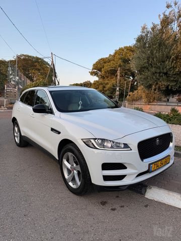 מודעת רכב יגואר F-Pace