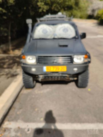 פג'רו GLX ידני 5 מק 3 דל 2.8 (125 כ״ס)