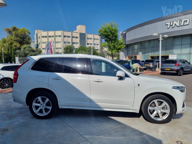 מודעת רכב וולוו XC90 1