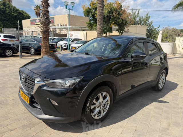 מודעת רכב מאזדה CX-3