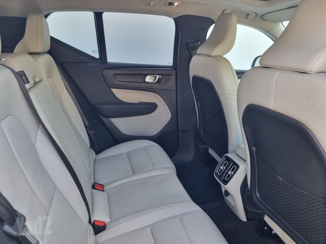 וולוו XC40