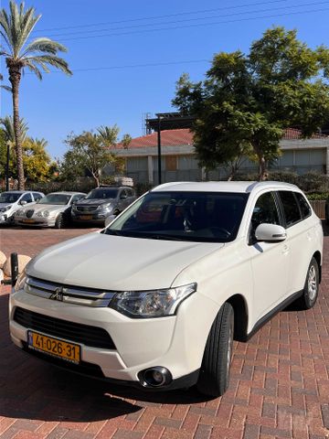 מודעת רכב מיצובישי אאוטלנדר