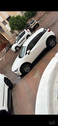 מודעת רכב מאזדה CX-3