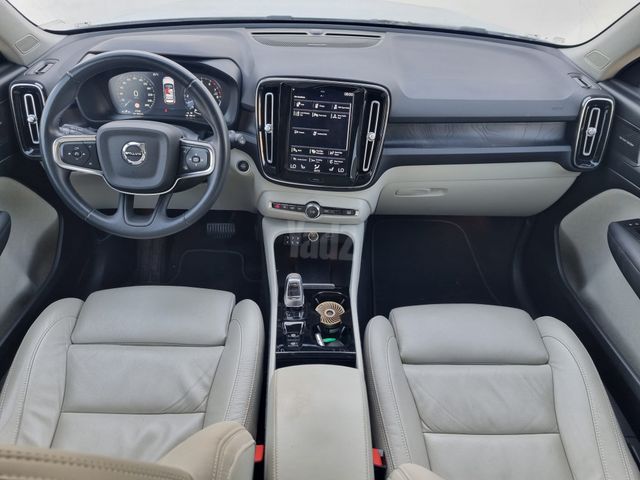 וולוו XC40