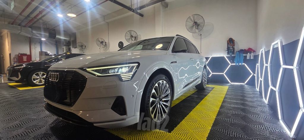אאודי E-tron