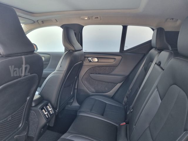 וולוו XC40