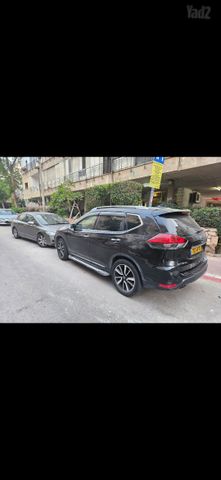 ניסאן אקס טרייל
