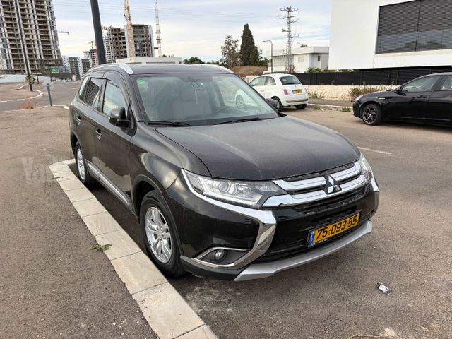 מיצובישי אאוטלנדר