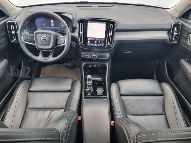 וולוו XC40