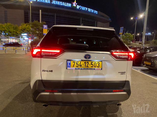 מודעת רכב טויוטה RAV4