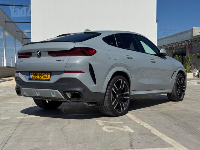 ב מ וו X6