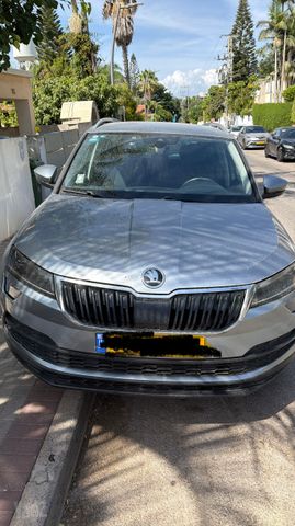 מודעת רכב סקודה קארוק