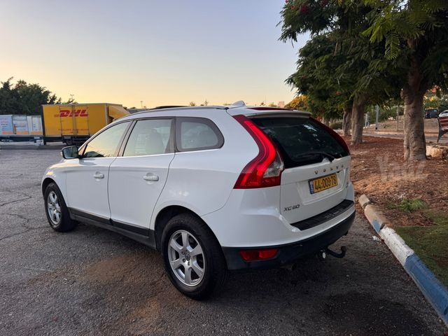 וולוו XC60