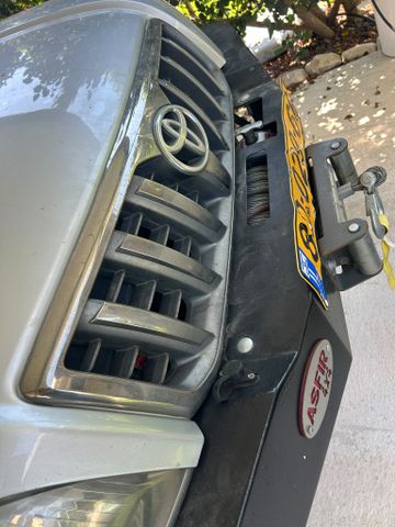 טויוטה לנד קרוזר