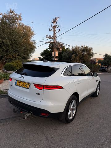יגואר F-Pace